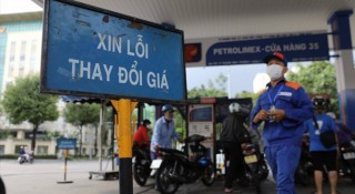 Giá xăng hôm nay ngày 31/10: Giảm phiên thứ ba liên tiếp